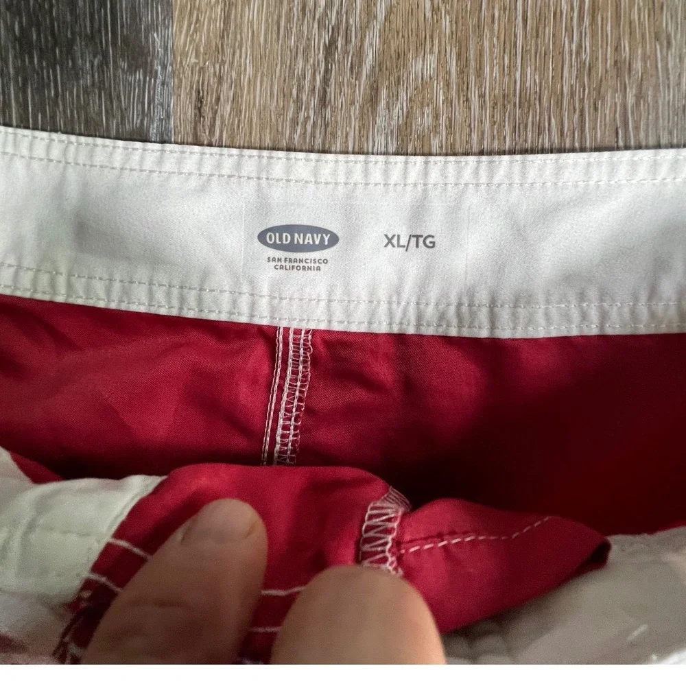 Old Navy Board Shorts Mens XL Red White Contrast Stitch Cargo Swim Trunks